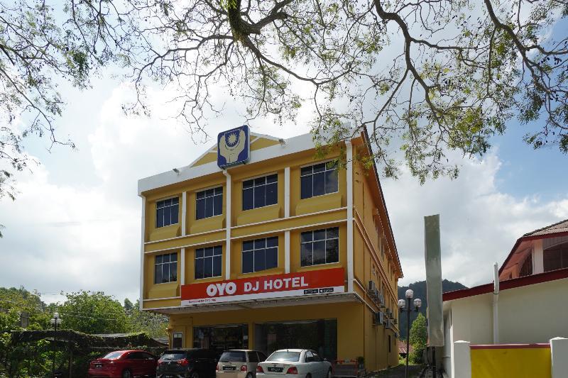 Oyo 44101 Hotel Dj Palace Lumut Exteriér fotografie